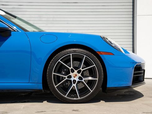 Certified 2025 Porsche 911 Carrera S RWD image 27
