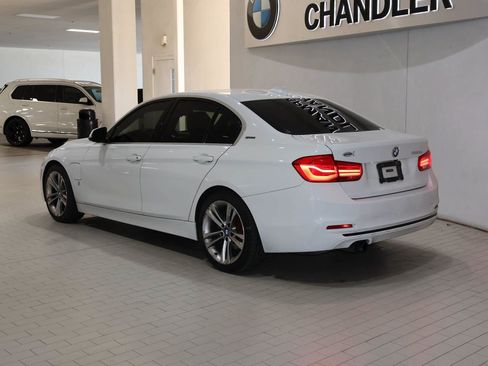 Used 2018 BMW 330e RWD image 5