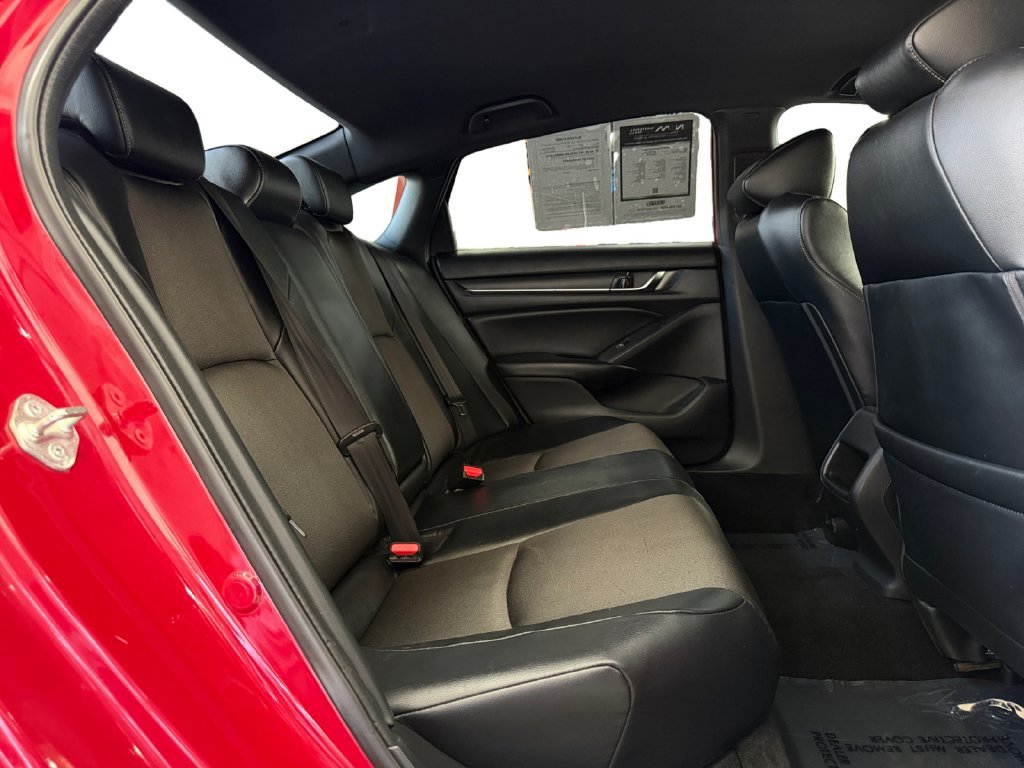 Used 2018 Honda Accord Sport image 18
