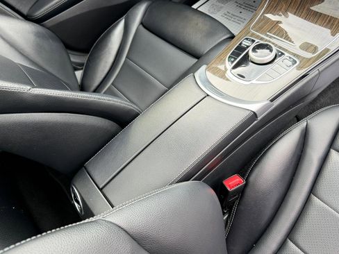 Used 2017 Mercedes-Benz C 300 4MATIC Sedan image 49