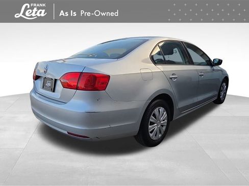 Used 2011 Volkswagen Jetta 2.0L Base image 6