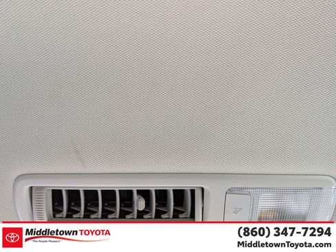 Certified 2025 Toyota Sienna LE AWD/4WD image 28