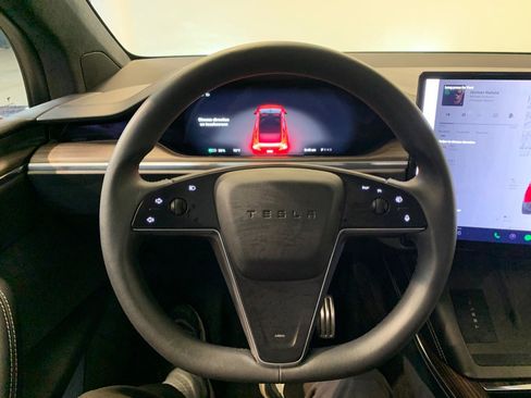 Used 2023 Tesla Model X AWD/4WD image 20
