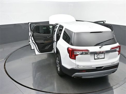 Used 2023 GMC Acadia SLE image 66