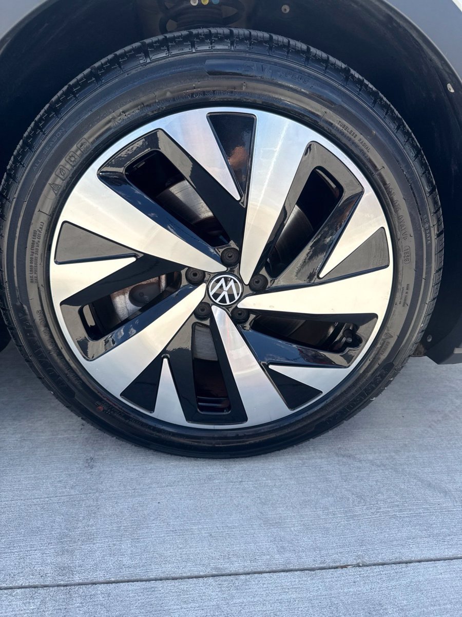 Used 2021 Volkswagen ID.4 Pro S RWD image 28