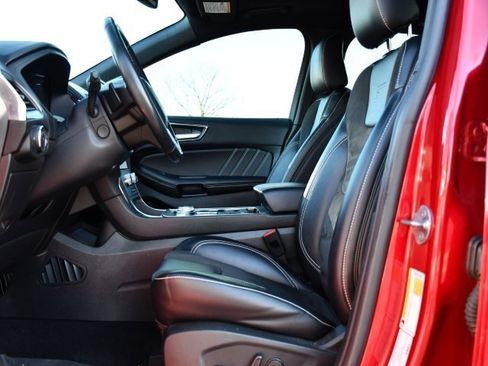 Used 2022 Ford Edge ST w/ Equipment Group 401A image 12