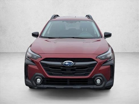 Used 2023 Subaru Outback Premium image 2