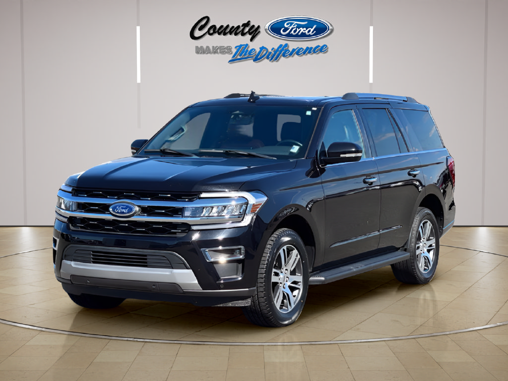 Used 2024 Ford Expedition Limited RWD image 2