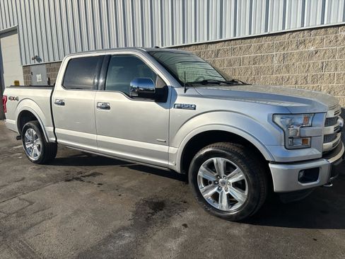 Used 2016 Ford F150 Platinum w/ Equipment Group 701A Luxury image 2