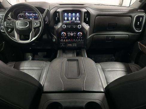 Used 2022 GMC Sierra 2500 Denali w/ Denali Black Diamond Edition image 23