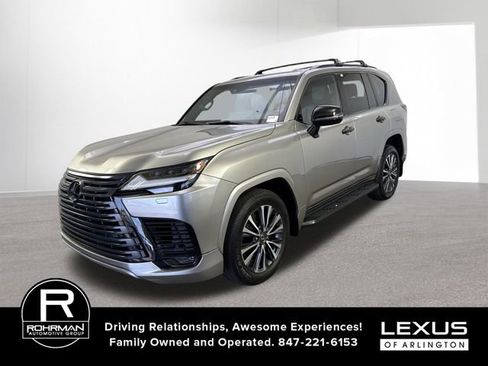 Used 2023 Lexus LX 600 4WD w/ Appearance Package image 2