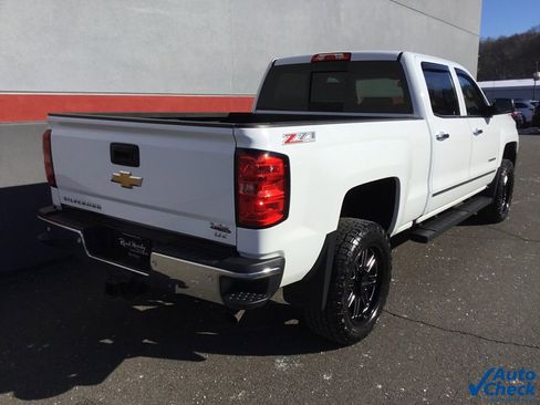 Used 2016 Chevrolet Silverado 2500 LTZ w/ LTZ Plus Package image 11