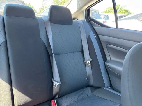 Used 2025 Nissan Versa SV FWD image 35