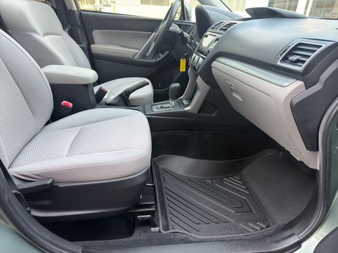 Used 2018 Subaru Forester 2.5i Premium w/ All-Weather Package AWD/4WD image 16