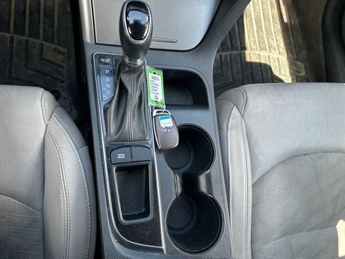 Used 2017 Hyundai Sonata Sport w/ Value Edition Package 02 FWD image 17