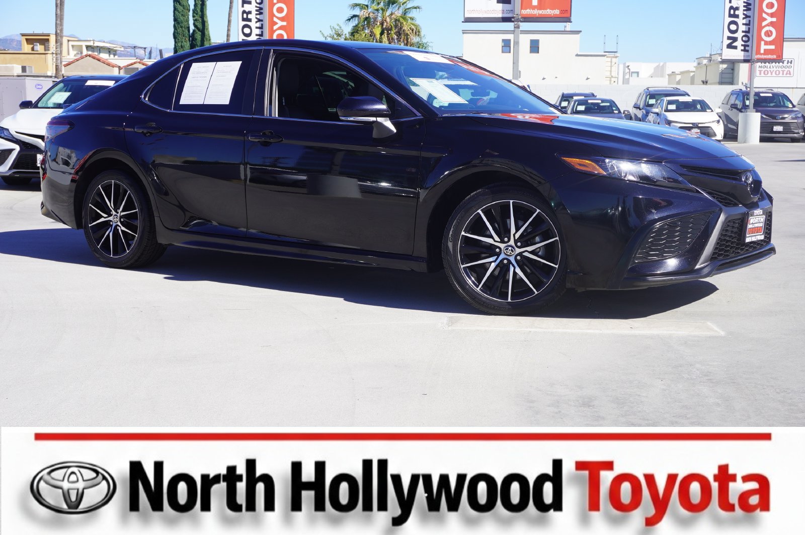 Certified 2024 Toyota Camry SE FWD image 1