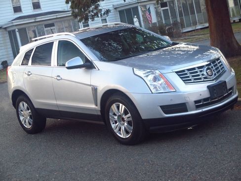 Used 2014 Cadillac SRX Luxury w/ Driver Awareness Package image 28