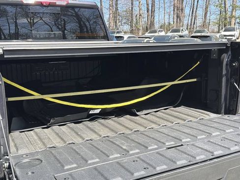 Used 2025 GMC Sierra 2500 AT4 w/ AT4 Premium Plus Package AWD/4WD image 30