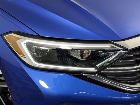 Used 2024 Volkswagen Jetta SEL image 15