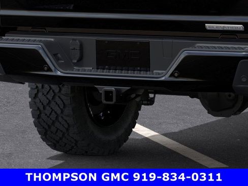 New 2026 GMC Canyon Elevation w/ Convenience Package image 14