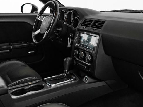 Used 2008 Dodge Challenger SRT8 image 19