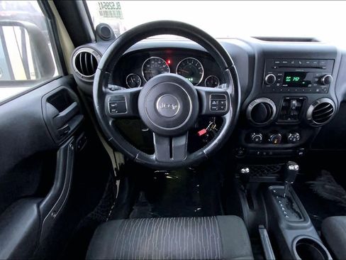 Used 2011 Jeep Wrangler Unlimited Sport image 5