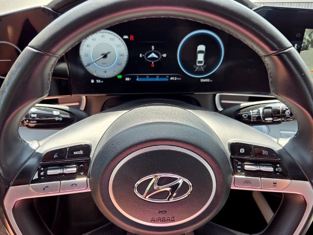 Used 2023 Hyundai Elantra Limited FWD image 18