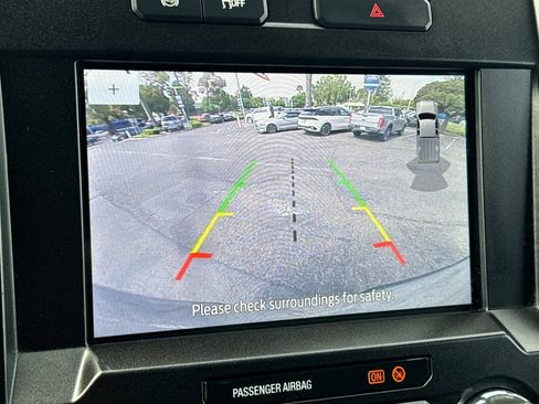 Certified 2022 Ford F250 XLT w/ XLT Premium Package AWD/4WD image 19