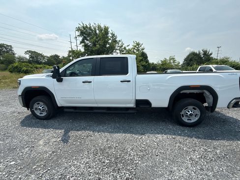 New 2026 GMC Sierra 2500 Pro w/ Convenience Package AWD/4WD image 8