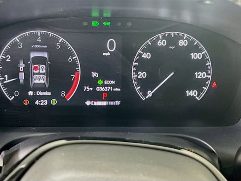 Used 2023 Honda HR-V EX-L image 12