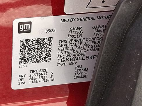 Used 2023 GMC Acadia AT4 w/ Technology Package AWD/4WD image 27