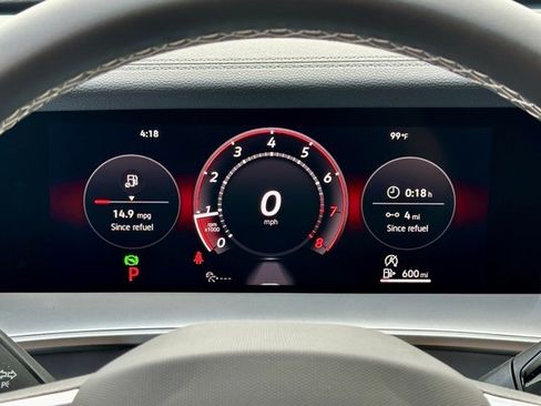 New 2025 Volkswagen Tiguan SE image 31