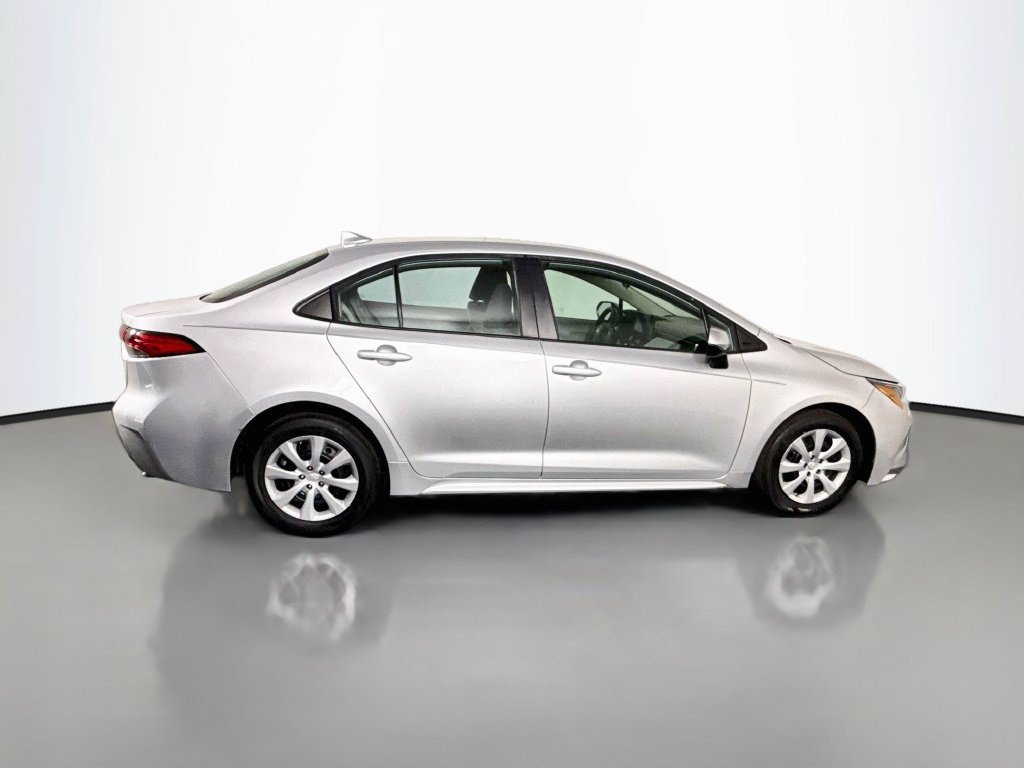 Used 2023 Toyota Corolla LE FWD image 11