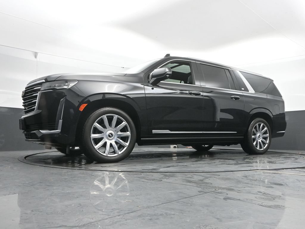Used 2024 Cadillac Escalade ESV Premium Luxury Platinum AWD/4WD image 46