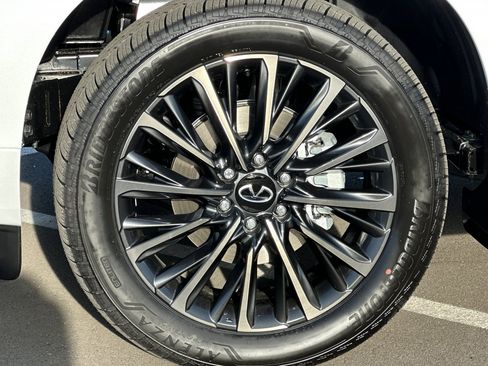 New 2026 INFINITI QX80 Autograph w/ Autograph Exterior Package image 32