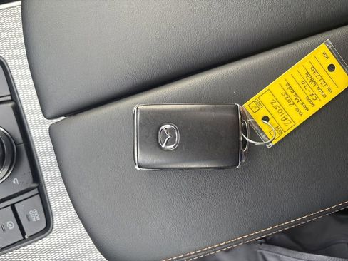 Used 2025 MAZDA CX-70 3.3 Turbo w/ Preferred Package image 38