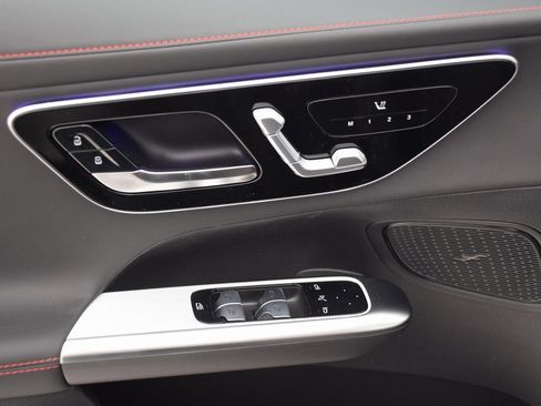 New 2026 Mercedes-Benz GLC 43 AMG 4MATIC image 21