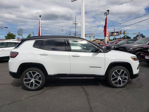 Used 2024 Jeep Compass Limited w/ Elite Group image 9