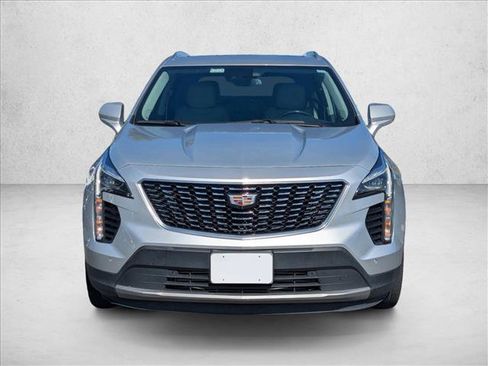 Used 2019 Cadillac XT4 Premium Luxury FWD image 2