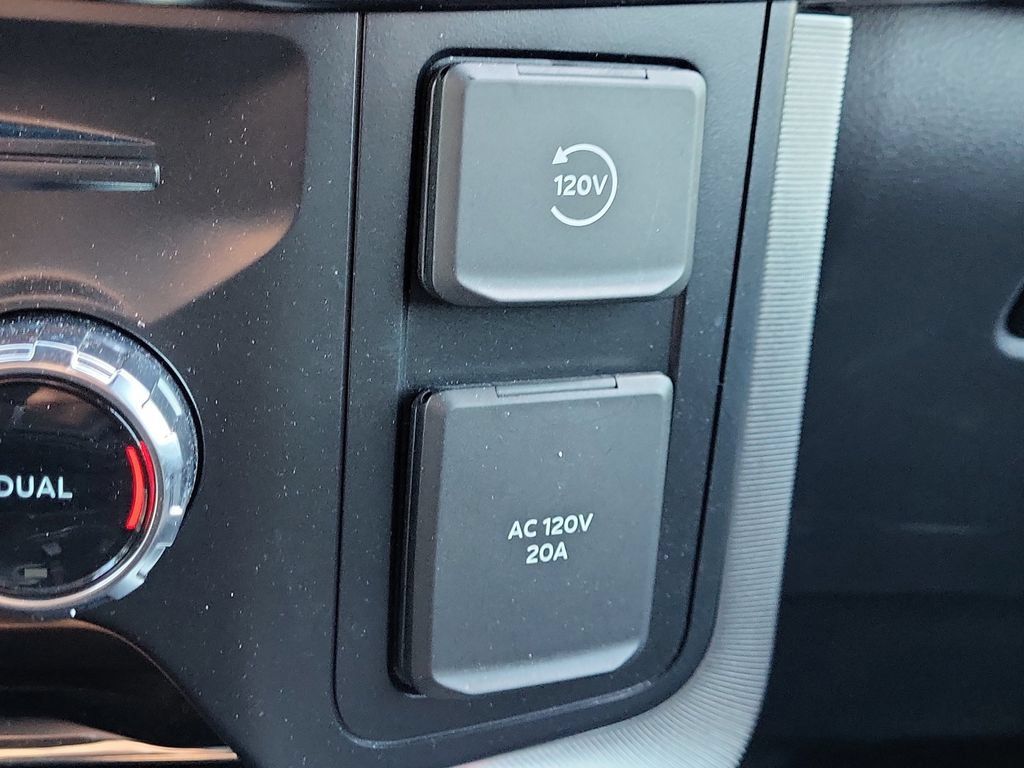 Used 2024 Ford F150 Platinum w/ Equipment Group 702A High AWD/4WD image 26