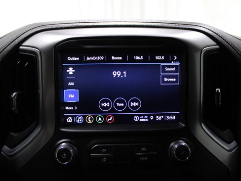 Used 2022 Chevrolet Silverado 2500 LTZ w/ LTZ Plus Package image 15