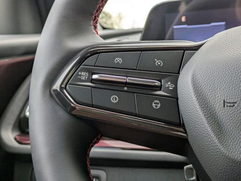 New 2026 Chevrolet Traverse RS w/ LPO, Floor Liner Package FWD image 28