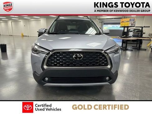 Certified 2023 Toyota Corolla Cross XLE w/ Convenience Package FWD image 3