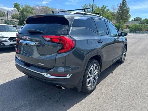 Used 2018 GMC Terrain SLT w/ Preferred Package AWD/4WD image 3