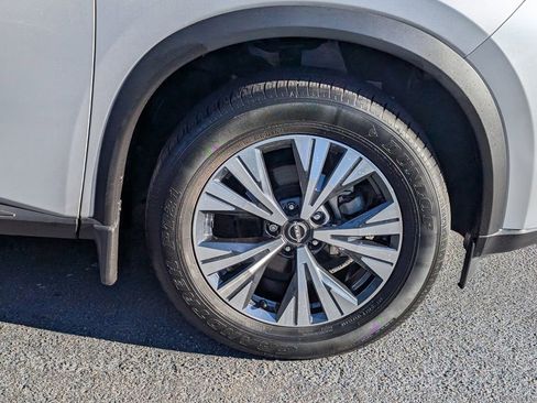 Certified 2023 Nissan Rogue SV w/ SV Premium B Package image 9