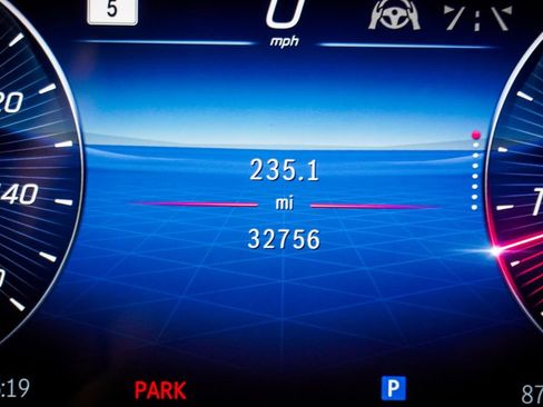 Used 2022 Mercedes-Benz S 580 4MATIC Sedan image 33