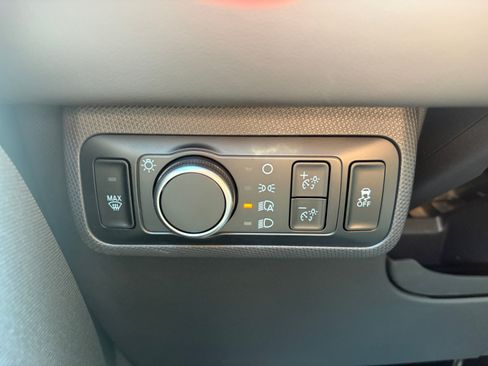 Used 2024 Ford Mustang Mach-E Select w/ Comfort Package Lite RWD image 33