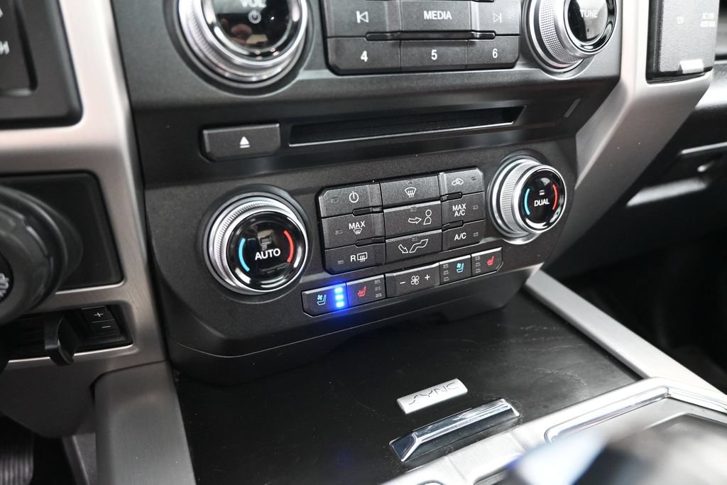 Used 2018 Ford F150 Platinum w/ Technology Package AWD/4WD image 13