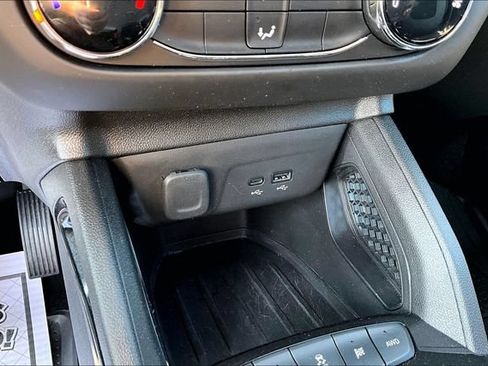 Used 2024 Chevrolet TrailBlazer LS w/ LS Convenience Package AWD/4WD image 33