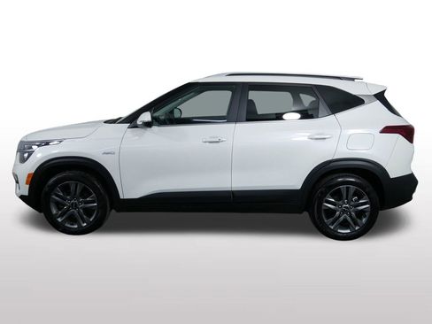 Certified 2023 Kia Seltos S image 6